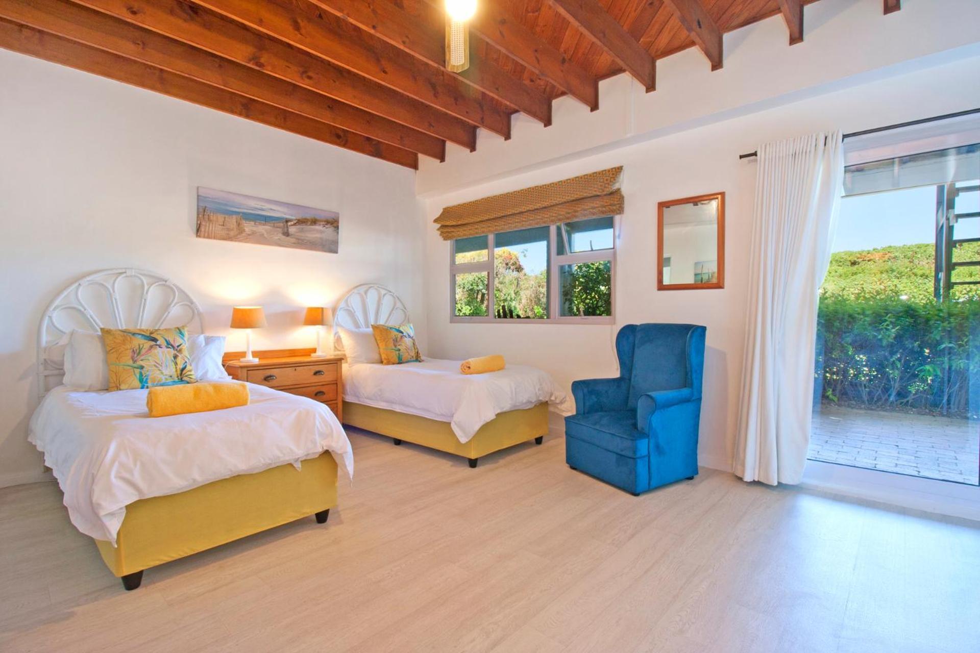 Atlantic Dream Beachfront Villa Scarborough Bagian luar foto